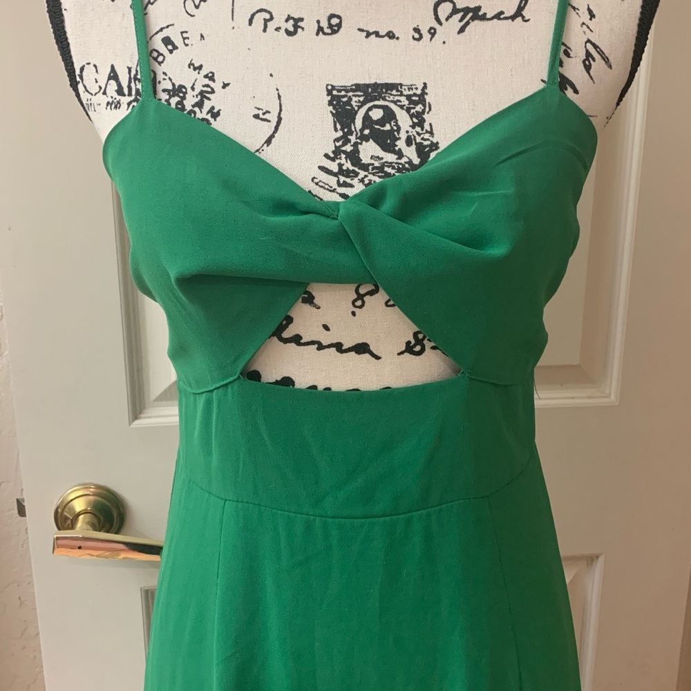 SHEIN Vibrant Green Criss Cross Dress - Picture 3 of 10